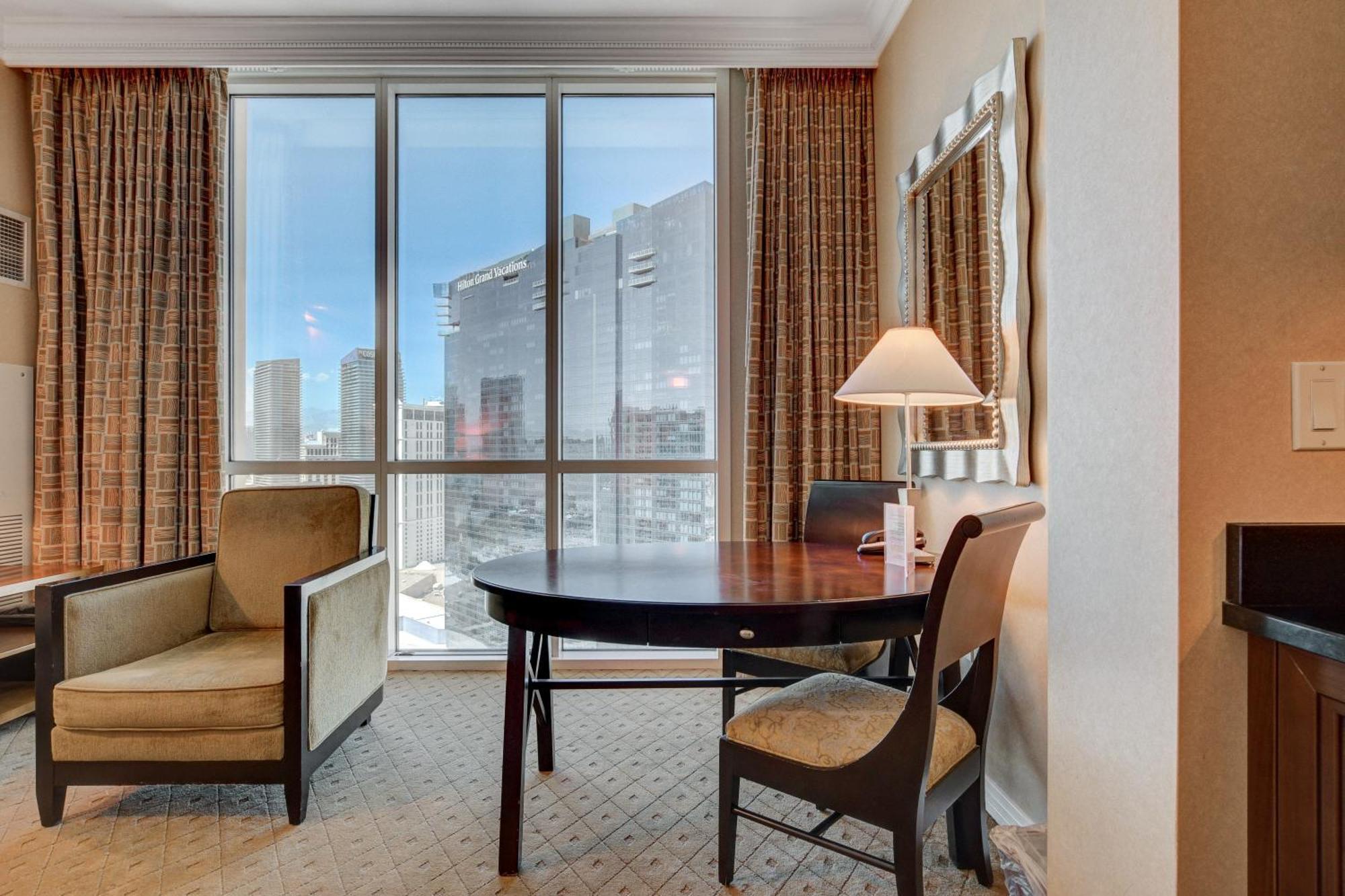 The Fantasy Suite Mgm Signature Pool View Лас-Вегас Экстерьер фото