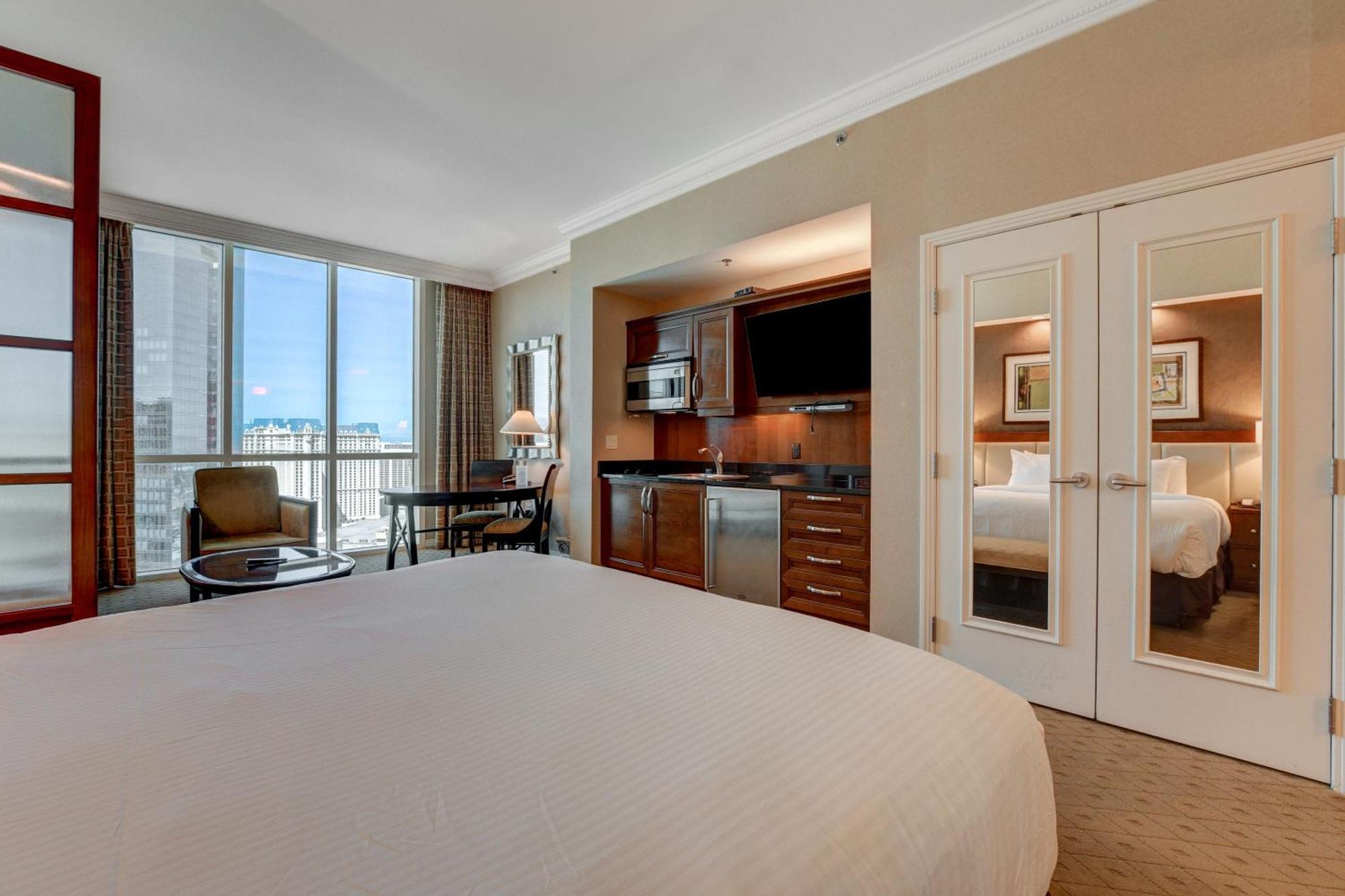 The Fantasy Suite Mgm Signature Pool View Лас-Вегас Экстерьер фото