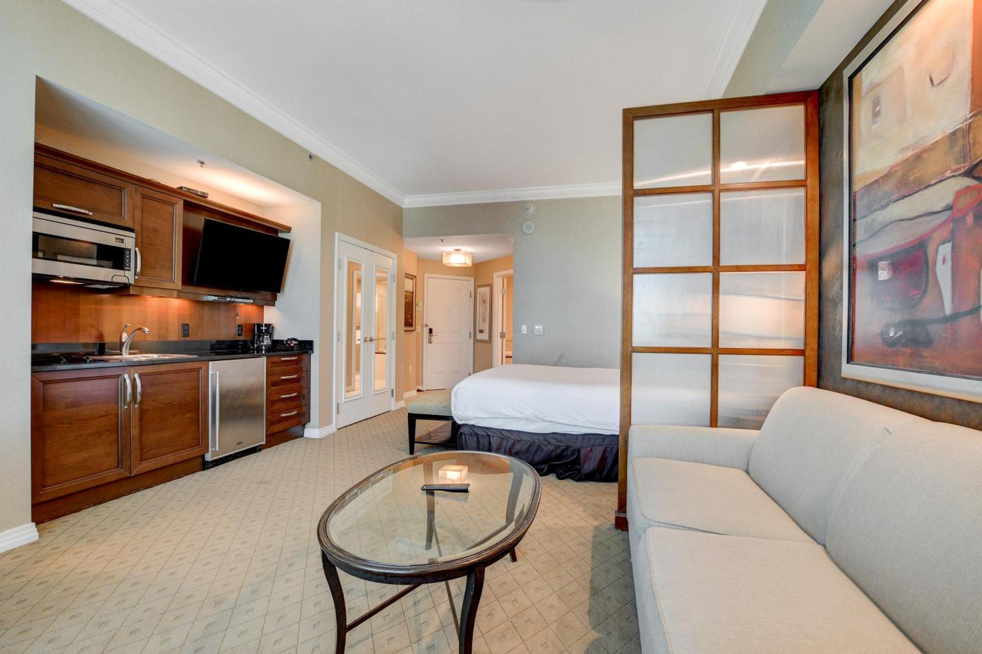 The Fantasy Suite Mgm Signature Pool View Лас-Вегас Экстерьер фото